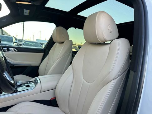 Used 2021 BMW X5 xDrive45e w/ Executive Package image 17