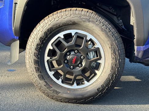 New 2025 Toyota Tacoma TRD Off-Road image 6