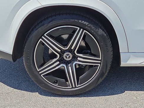 Used 2024 Mercedes-Benz GLE 350 4MATIC image 7