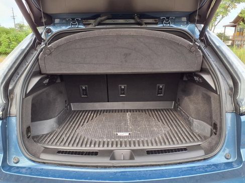 Used 2024 Cadillac XT4 Sport w/ LPO, Floor Liner Package FWD image 11
