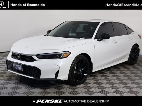 Used 2025 Honda Civic Sport image 1
