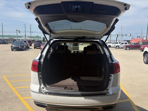 Used 2016 Buick Enclave Leather AWD/4WD image 12