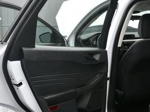 Used 2022 Ford Escape S AWD/4WD image 13