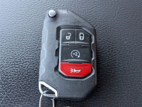 Used 2023 Jeep Wrangler Unlimited Rubicon 4xe w/ Steel Bumper Group image 39