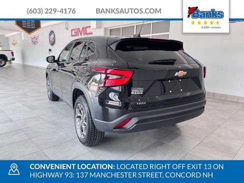 Certified 2024 Chevrolet Trax LS FWD image 6