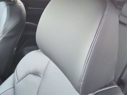 New 2026 Kia Sorento S image 13