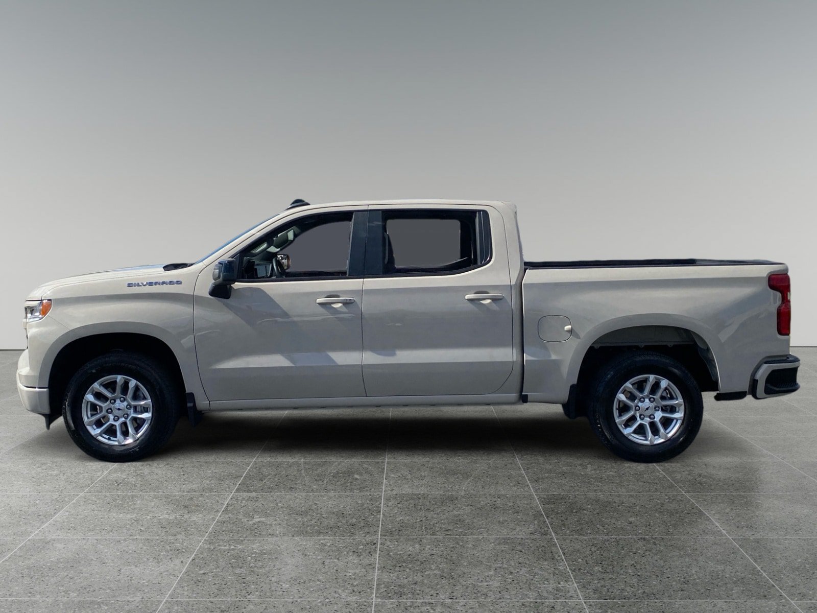 Used 2026 Chevrolet Silverado 1500 RST RWD image 2
