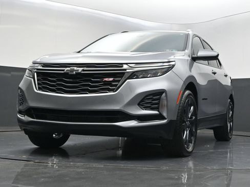 Certified 2023 Chevrolet Equinox RS FWD image 40