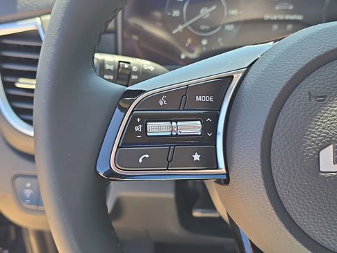 New 2026 Kia Seltos EX FWD image 29
