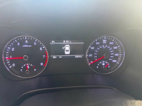 Used 2024 Kia Forte LXS FWD image 4