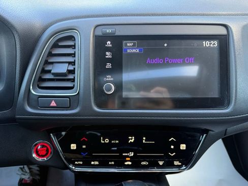 Used 2020 Honda HR-V Touring image 22