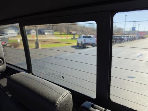 Used 2022 Chevrolet Silverado 2500 LTZ w/ LTZ Plus Package image 28