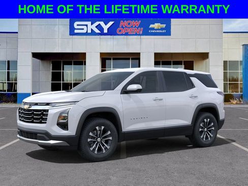 New 2025 Chevrolet Equinox LT w/ Safety and Technology Package image 2