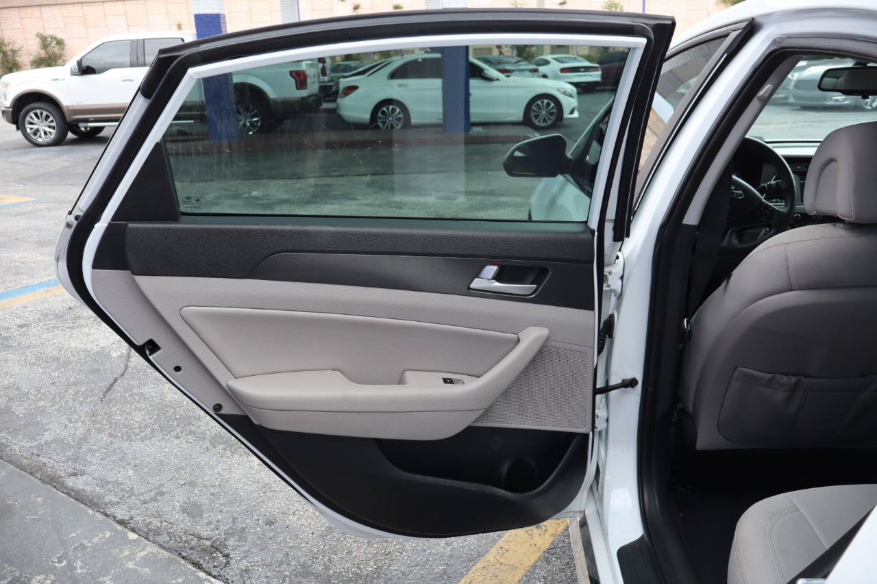Used 2016 Hyundai Sonata Sport FWD image 14