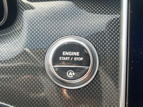 Used 2022 Mercedes-Benz C 300 Sedan image 16