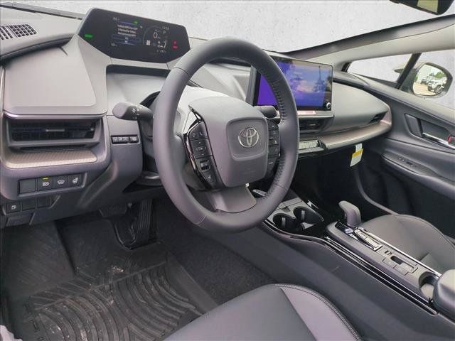 New 2027 Toyota Prius XLE FWD image 3