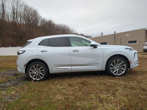 New 2026 Buick Envision Avenir image 4