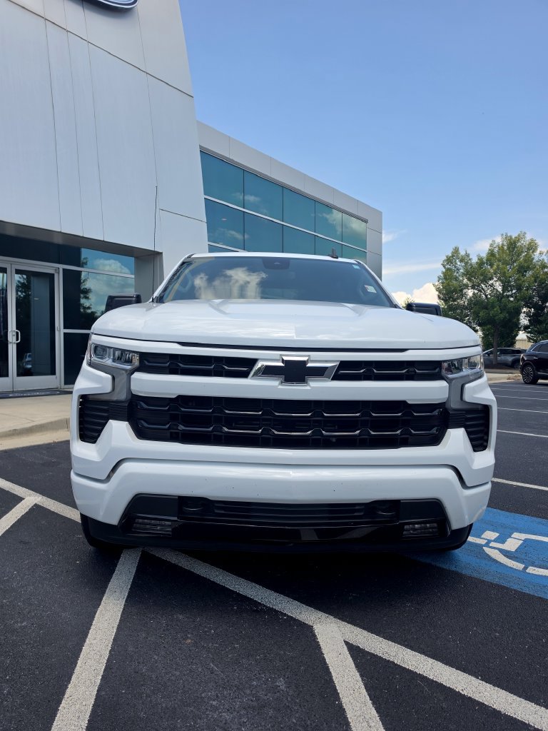 Used 2024 Chevrolet Silverado 1500 RST w/ Protection Package AWD/4WD image 8