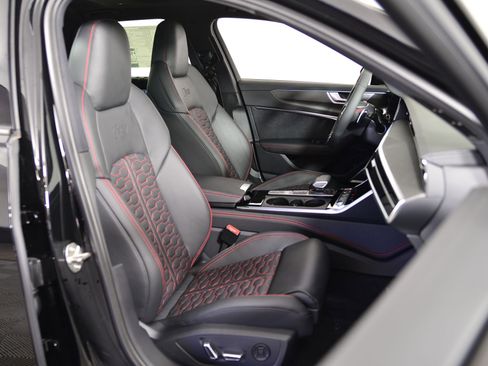 New 2026 Audi RS 6 performance image 18