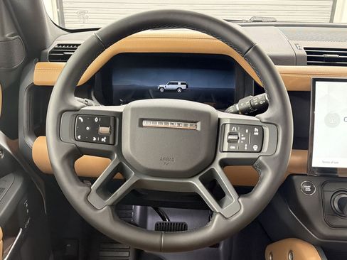 New 2026 Land Rover Defender 130 X-Dynamic SE AWD/4WD image 16