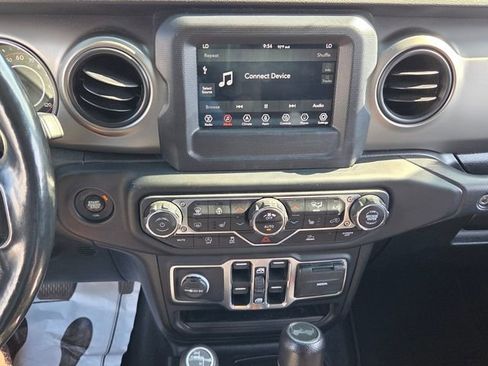 Used 2021 Jeep Wrangler Unlimited Sport AWD/4WD image 17