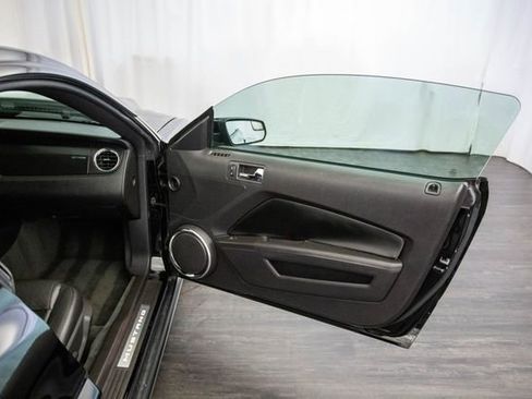 Used 2012 Ford Mustang GT Premium image 17
