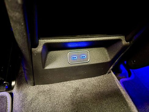 New 2026 Mercedes-Benz GLS 450 4MATIC image 16