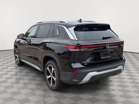 New 2026 Volkswagen Tiguan SE AWD/4WD image 8