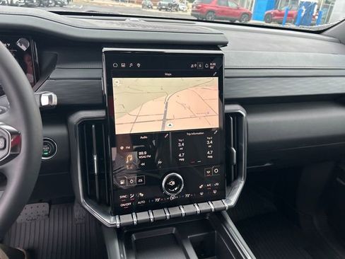 New 2026 GMC Acadia AT4 w/ LPO, Floor Liner Package image 20