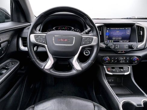 Used 2022 GMC Terrain SLT w/ Infotainment Package II image 11