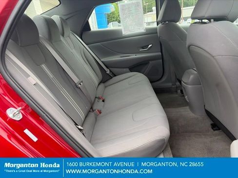 Used 2024 Hyundai Elantra SEL FWD image 34