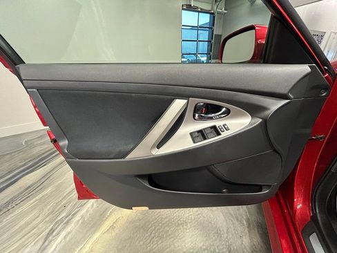 Used 2011 Toyota Camry SE w/ Fleet Convenience Pkg FWD image 49