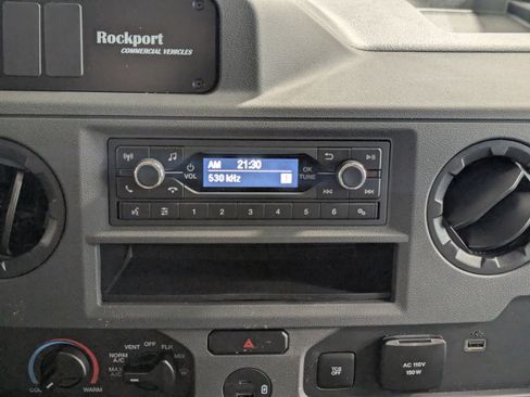 New 2026 Ford E-450 and Econoline 450 Super Duty w/ Power Equipment Group image 16