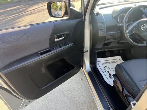 Used 2007 MAZDA MAZDA5 Sport FWD image 10