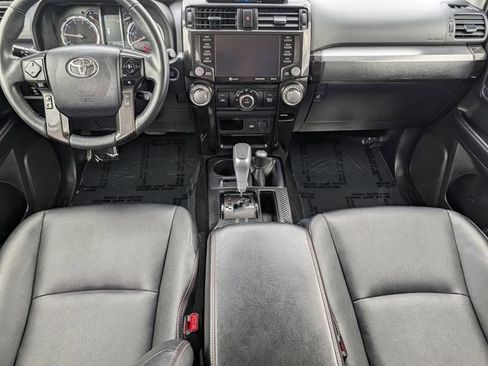 Used 2022 Toyota 4Runner TRD Off-Road Premium AWD/4WD image 10