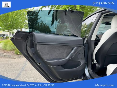 Used 2023 Tesla Model 3 Standard Range RWD image 12