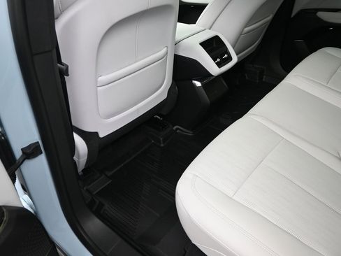 New 2026 Cadillac Lyriq Sport image 15