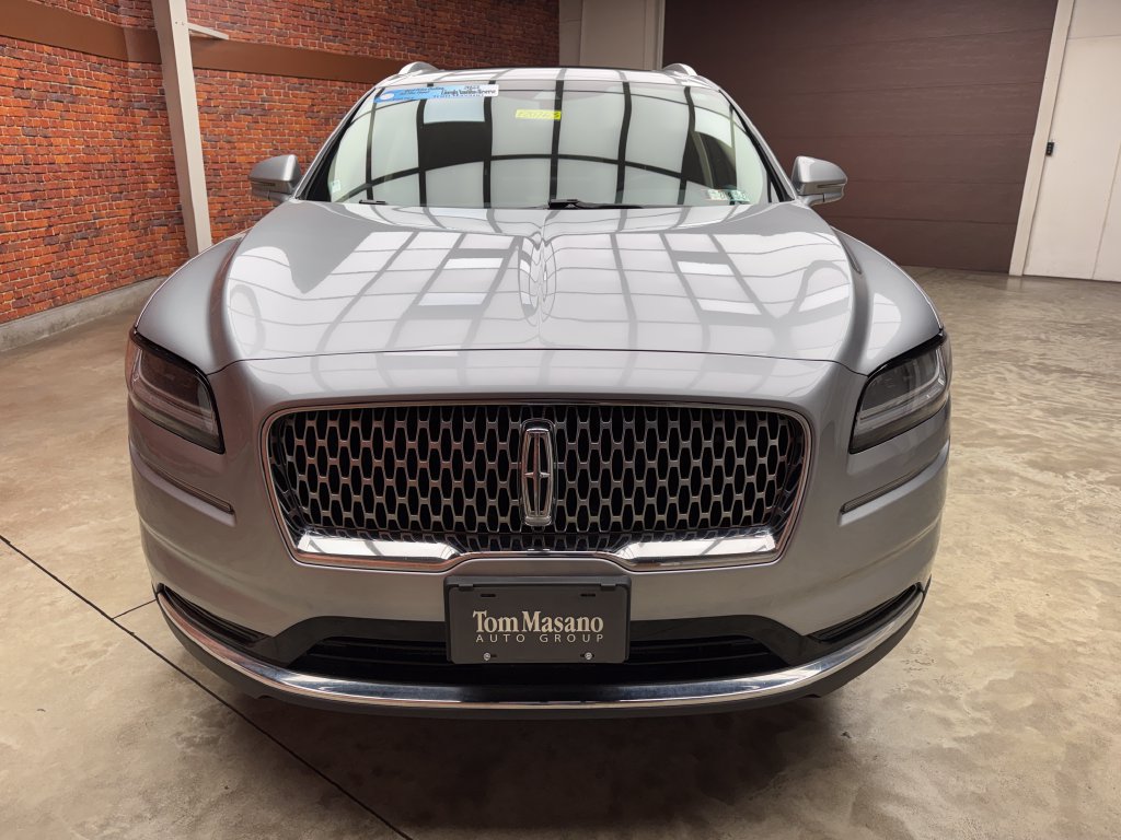 Used 2023 Lincoln Nautilus Reserve AWD/4WD image 9