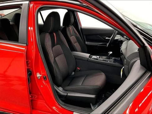 New 2026 Nissan Sentra SR FWD image 36