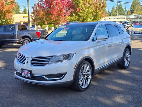 Used 2018 Lincoln MKX Reserve w/ Luxury Package image 3