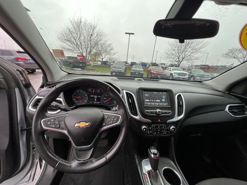 Used 2018 Chevrolet Equinox LT image 33