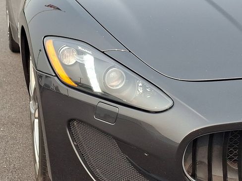 Used 2015 Maserati GranTurismo Sport RWD image 9