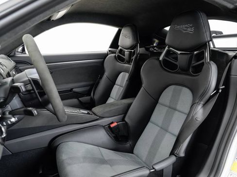 Used 2023 Porsche 718 Cayman GT4 RS image 5