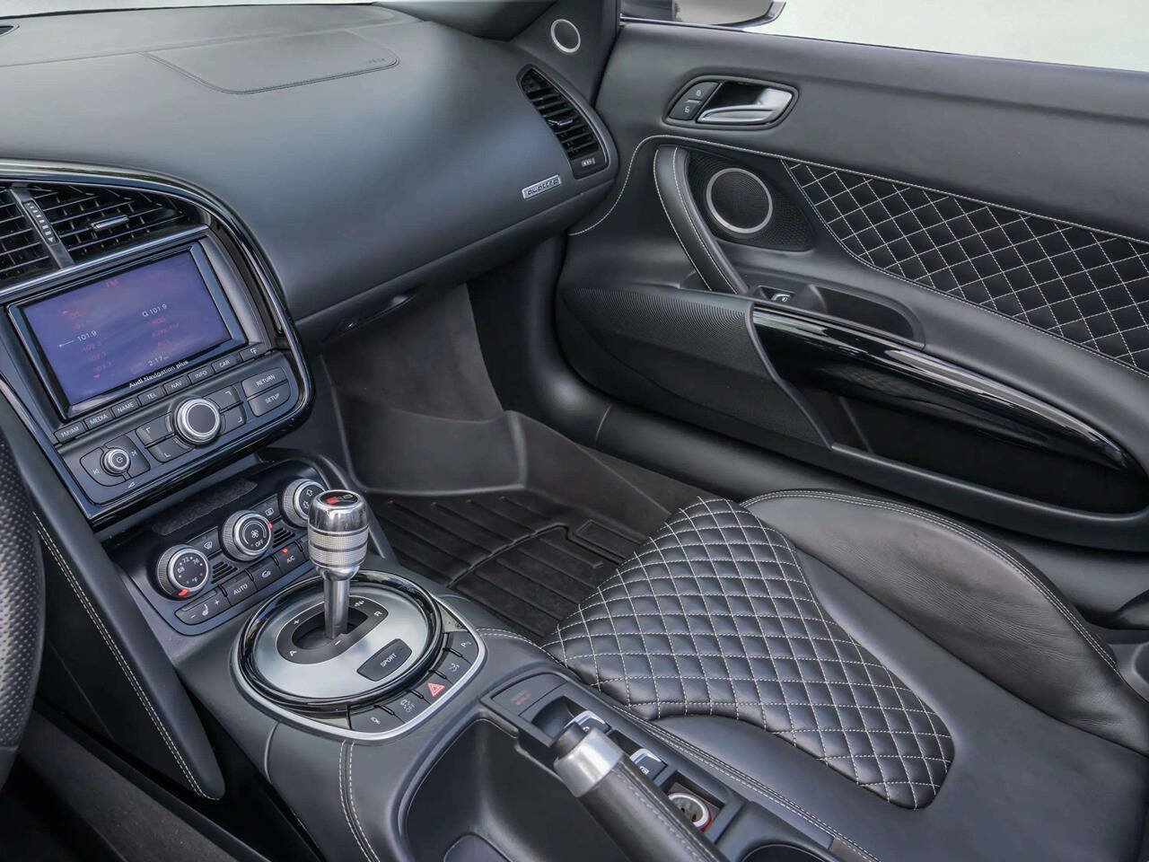 Used 2014 Audi R8 V8 AWD/4WD image 23