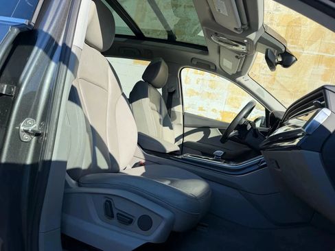 Used 2021 Audi Q7 3.0T Premium Plus w/ Premium Plus Package image 14