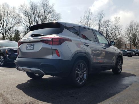 Used 2022 Kia Seltos LX image 5