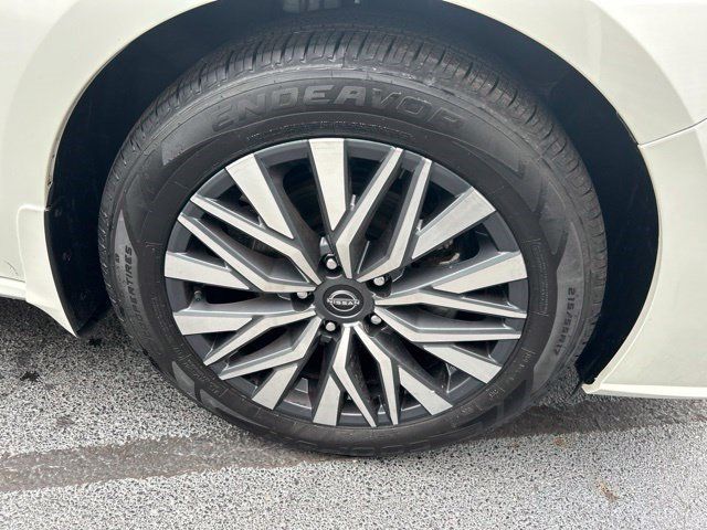 Used 2023 Nissan Altima 2.5 SV w/ SV Premium Package FWD image 52