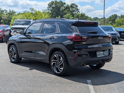 Used 2025 Chevrolet TrailBlazer RS w/ Convenience Package FWD image 7