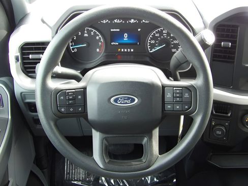 Used 2023 Ford F150 XLT AWD/4WD image 18