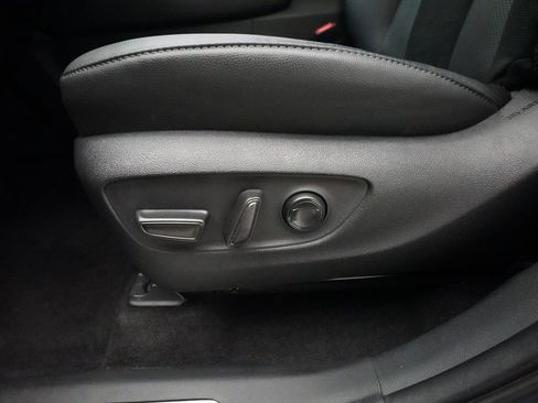 Used 2024 Toyota Grand Highlander AWD Hybrid image 29